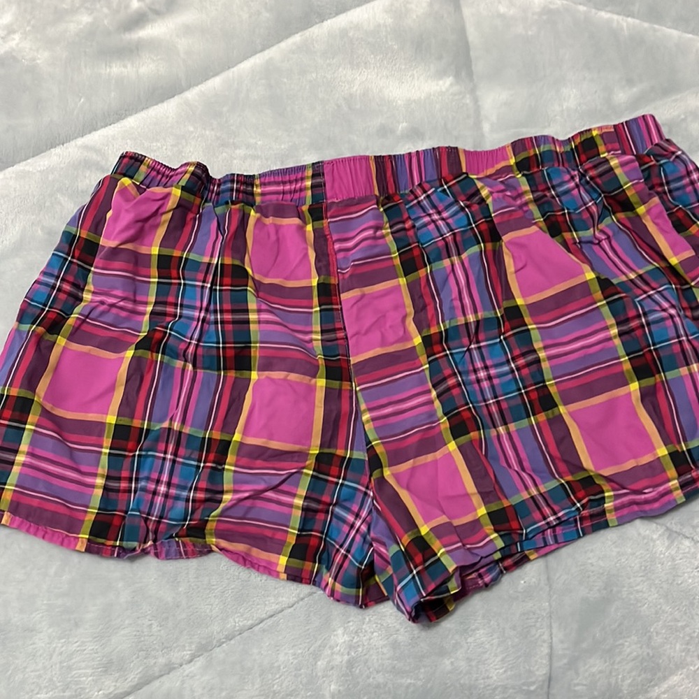 Pink Victoria secret PJ shorts - Picture 7 of 17